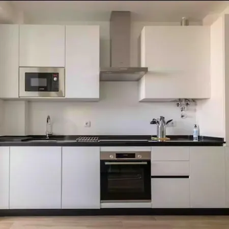 Apartamento Moderno De 2 Quartos *